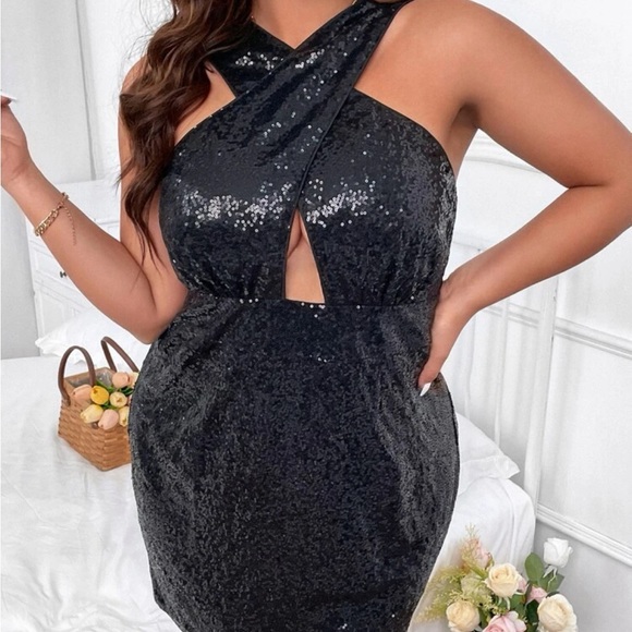 NWT Shein Dress - Picture 2 of 6